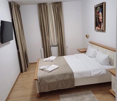 Rasnov Casa | Casa Ovidiu Rasnov
