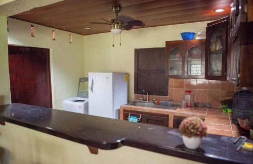 Aserradores Casa | Casa Pacifico–Beachfront - Gem in Los Clavo