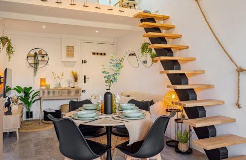 Carnon-Plage Apartamento | Casa Paillote - On the Port - Air Conditioning - Calm and Cozy