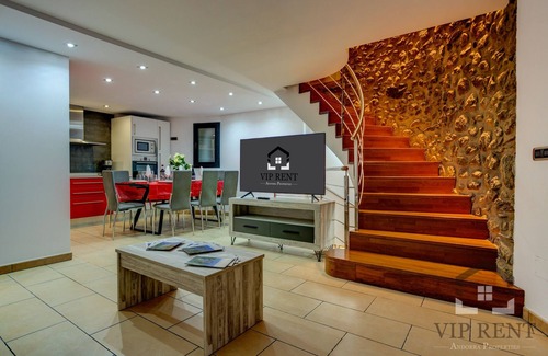 Encamp Casa | Casa Pairal Candia