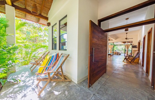 San Diego Casa | Casa Palmera - Moderna Casa Tropical De Playa, Finca Del Mar