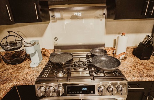 Tijuana Apartamento | Casa Panda with Cal King Bed near Airport, border and shopping area
