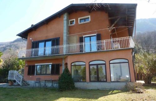 Porto Valtravaglia Apartamento | Casa Paradiso