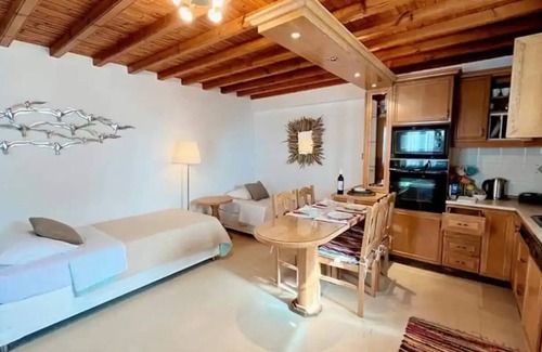 Little Venice Casa | Casa Paraportiani House sea view in the heart of the Old Port mykonos Cityhall