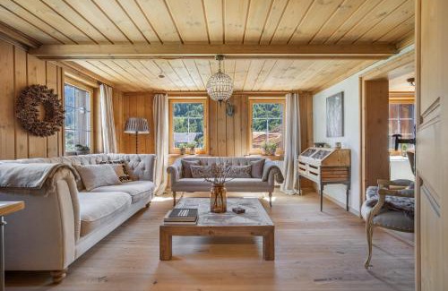 Sumvitg Cama Y Desayuno | Casa Pasch - Boutique Bed and Breakfast in Cumpadials