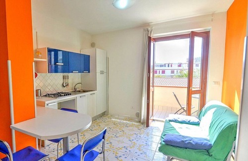 Agropoli Casa | Casa Pesca: Un apartamento moderno y encantador ubicado a pocos pasos de la playa de arena.