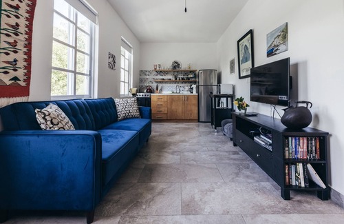 El Caloso Apartamento | Casa Petra | Charming Home with Rooftop Terrace