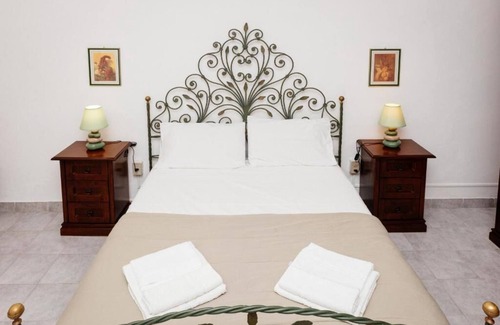 Porto Torres Apartamento | Casa Petronia - Holiday Home in the heart of the city