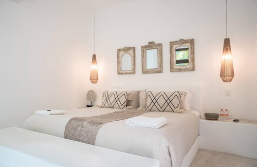 Buenavista Casa | Casa Pibe, Private pier, roof & jacuzzi
