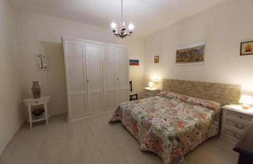 Badesi Apartamento | Casa Piera con vista mare da 2 a 4 persone