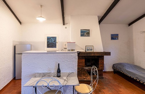 Santa Giulia Casa | Casa Pinarello by Interhome