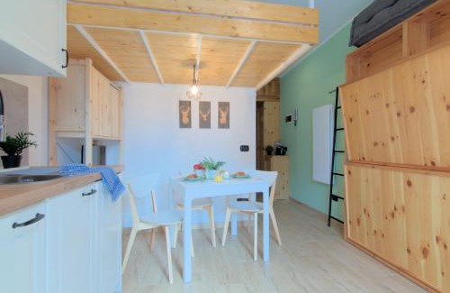 Aprica Apartamento | Casa Pino- Loft con giardino Magnolta