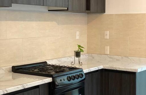 León Apartamento | Casa Pirules- Parque Metropolitano