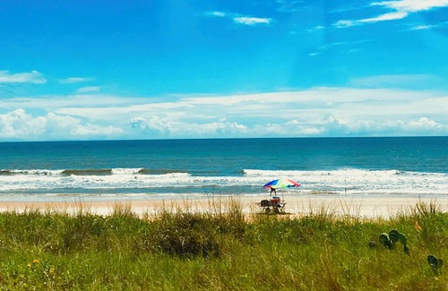 Ormond-by-the-Sea Casa | Casa Playa, 3 bdr, Walk to the Beach!