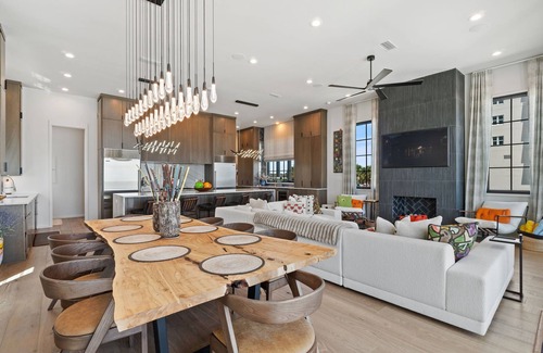 Ono Island Casa | Casa Playa at Eleanor Beach - Stunning 5BR Beachfront Home w/Private Pool