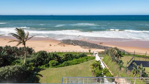Umhlanga Apartamento | Casa Playa No 5 Modern Off Grid Beach Apartment