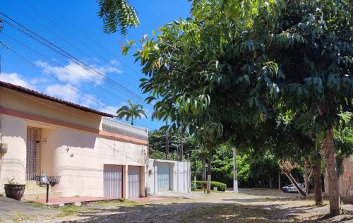 Edson Queiroz Casa | Casa próximo centro de eventos com ar condicionado