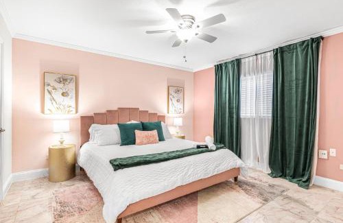Ludlam Casa | Casa Praga - Big pool & BBQ - Miami Fun