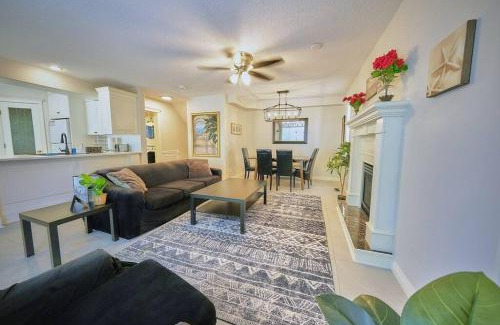 Arbour Lake Apartamento | Casa Pura Vida Hot Tub, Pool & Ping Pong Tables w Backyard & BBQ Come stay