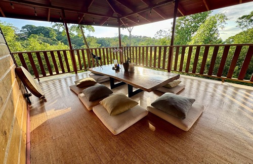 Dominical Condominio | Casa Quetzal: Jungle Retreat