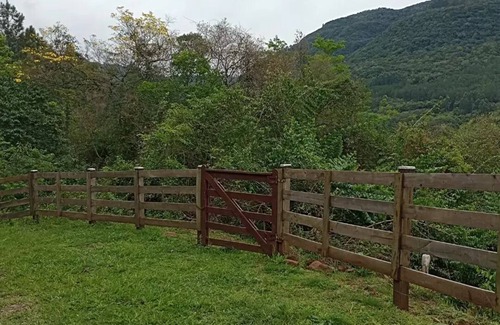 Sao Francisco de Paula Casa | Casa Rústica em Meio a Natureza