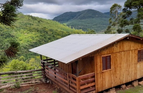 Sao Francisco de Paula Casa | Casa Rústica em Meio a Natureza