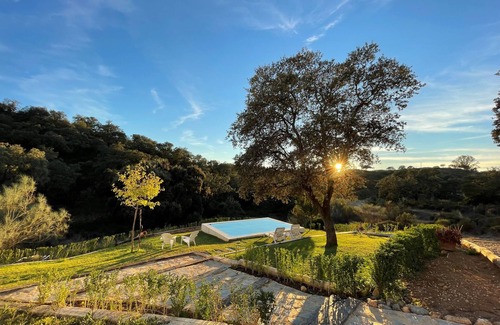 El Garrobo Casa | Casa Rural Los Gorriones | A 25 minutos de Sevilla