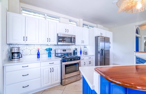 Placentia Villa | Casa Ranguana - Stunning Modern Private Luxury Beachfront Home
