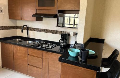 Ixtapa Casa | Casa Recién Remodelada Con Alberca a8 min de playa