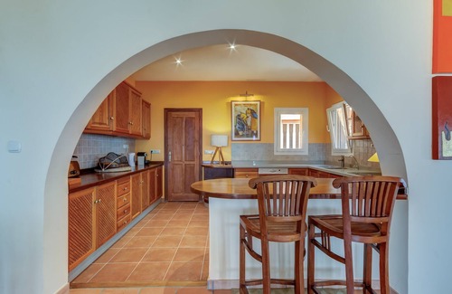 Ventanicas-El Cantal Villa | Casa Redonda Villa excepcional con piscina y panorámicas privadas vistas sobre el mar