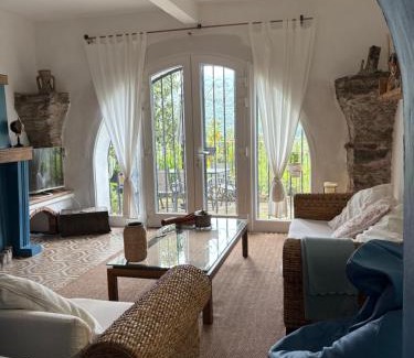 Diano San Pietro Casa | Casa Relax, un uliveto sul mare.