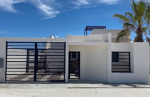 El Centenario Casa | Casa Relax w/Pool & Rooftop Lounge