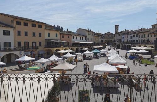 Greve in Chianti Apartamento | Casa Remo - dolce soggiorno nella Piazza di Greve