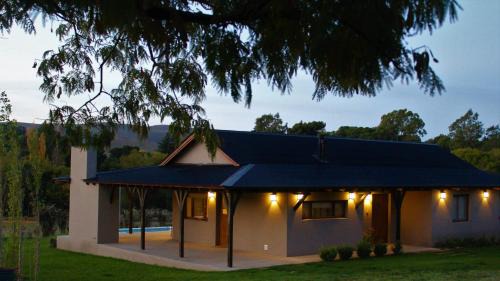 Sierra de la Ventana Chalet De Esquí | Casa Retama Boutique