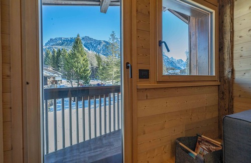 Cortina d'Ampezzo Apartamento | Casa Rocchetta, with Dolomiti Mountains view