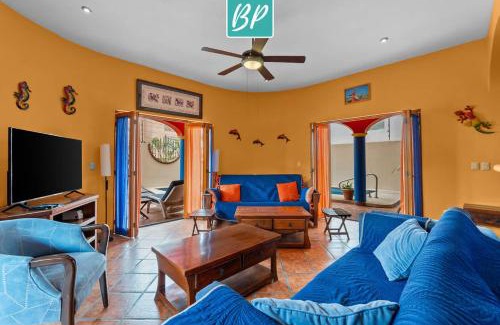 Bucerías Casa | Casa Rodeo - Golden Zone Villa with Large Pool & Rooftop Ocean Views