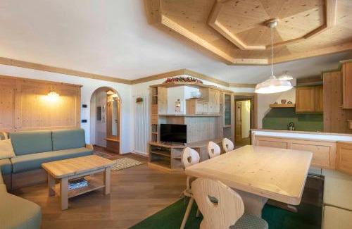 Cavalese Apartamento | Casa Rododendro - Cavalese Dolomites