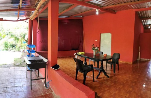 Chiltiupan Casa | Casa Roja K59