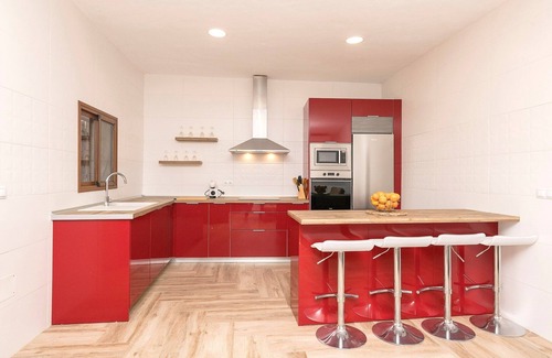 Barbate Villa | Casa Roja - Villa Con Piscina Privada. Wifi Gratis