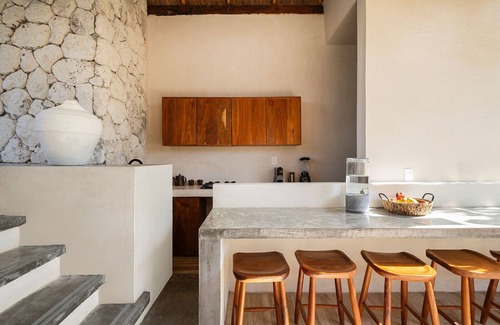 Zona Hotelera Villa | Casa Romeo Tulum: 5BR Villa with Rooftop Pool, Steps from Beach in Hotel Zone
