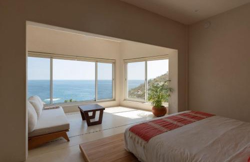 Puerto Ángel Casa | Casa Roni by Xeno - 5 Bedroom Luxury Villa with Ocean View