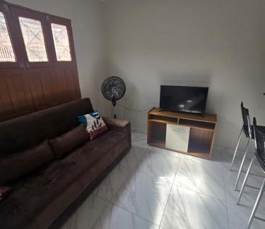 Cremacao Casa | Casa rosa - conforto com split, wifi e água quente