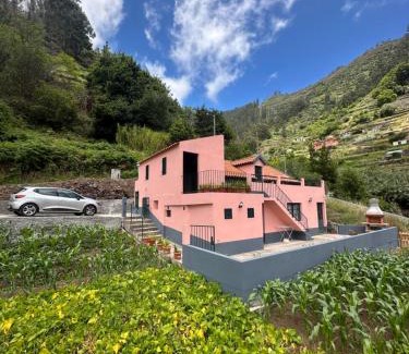 Ribeira Brava Casa | Casa Rosa