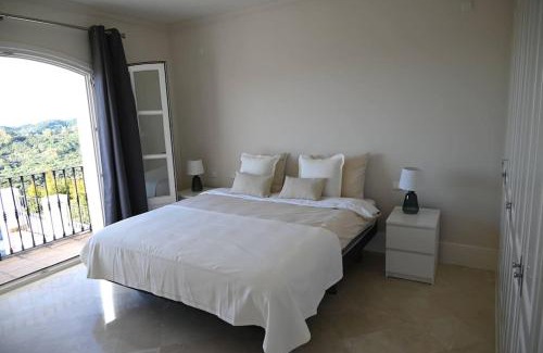 Benahavis Casa | Casa Rosado La Heredia Monte Mayor GOLF WIFI MARBELLA ESTEPONA