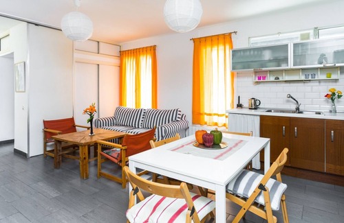 El Baix Guinardo Apartamento | Casa Rosalia Loft muy tranquilo 4 PAX cerca del Hospital Sant Pau - WIFI GRATIS