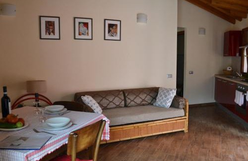 Vasia Casa | Casa Rossana