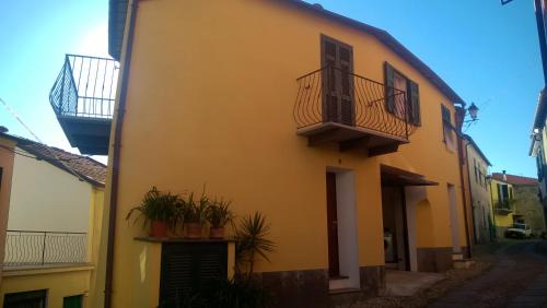 Vasia Casa | Casa Rossana