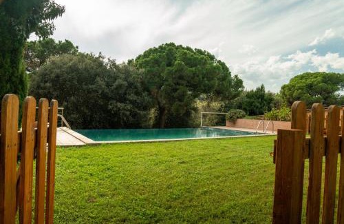 Santa Eulalia de Roncana Casa | Casa rural El Bruguer Vell