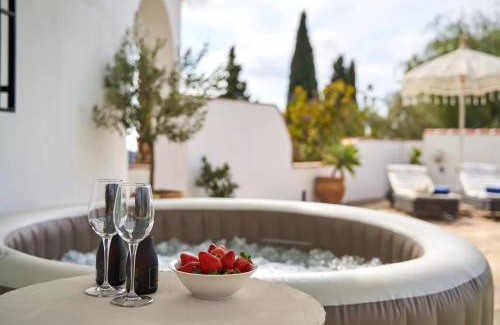 Cómpeta Villa | Casa Rural Boas, con vistas impresionantes, Barbacoa en Cómpeta by CostaDelSolEscapes