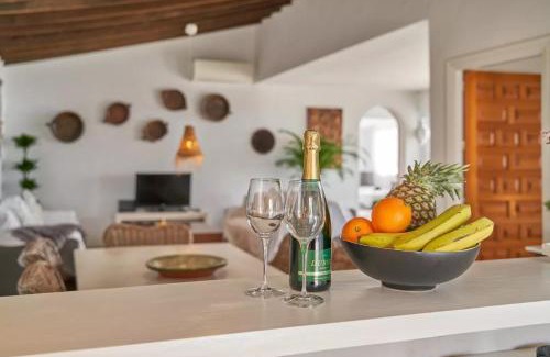 Cómpeta Villa | Casa Rural Boas, con vistas impresionantes, Barbacoa en Cómpeta by CostaDelSolEscapes